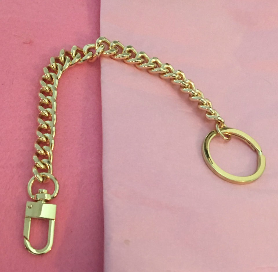 Curb 10mm Charm w/ Key Ring