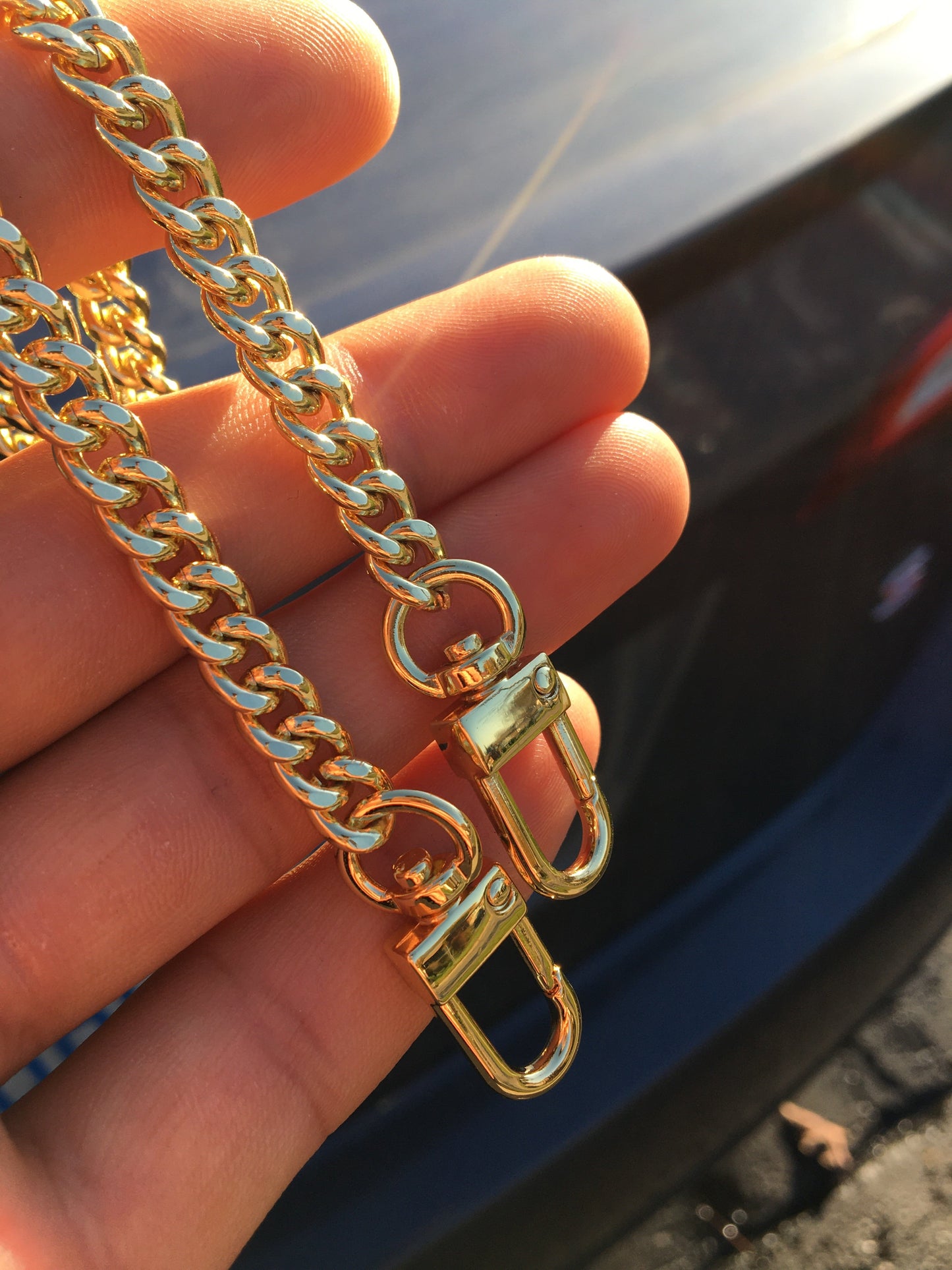 Mini Curb 7mm Bag Chain Light Gold