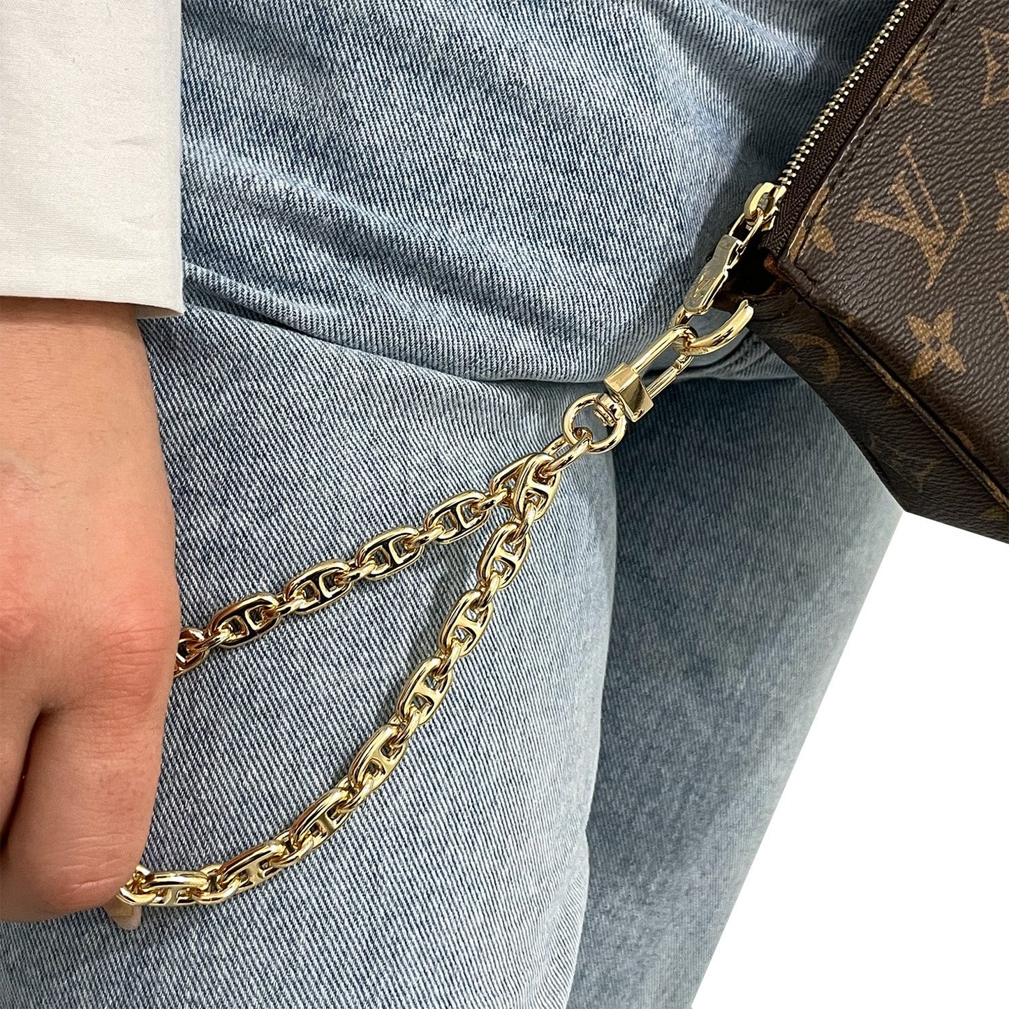 Chain Wristlet Gold (8mm) Lovely