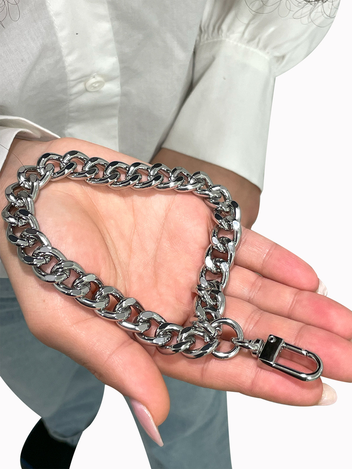 Chain Wristlet Gold (12mm) Light Curb