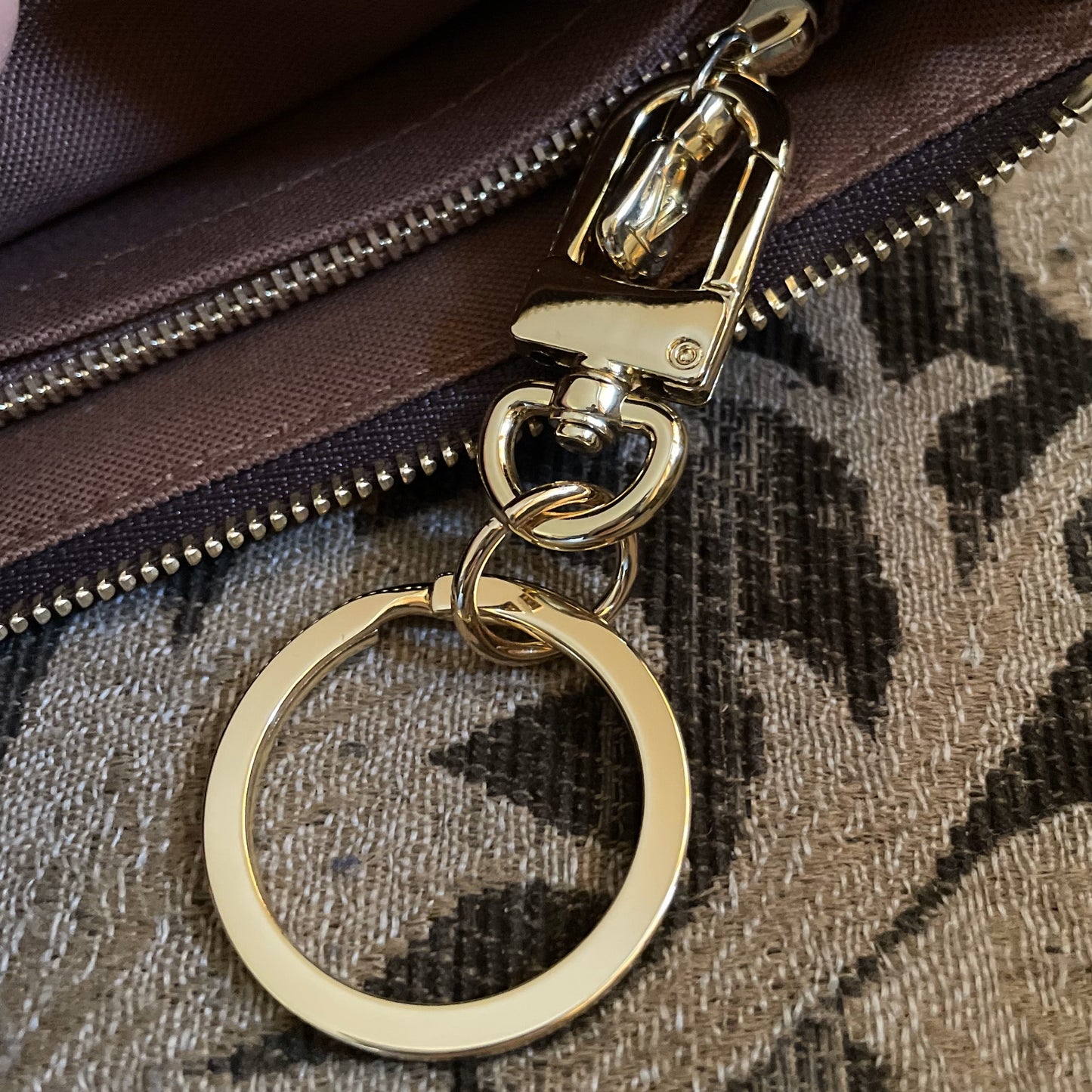 Key Ring Charm W/ Tail Clasp