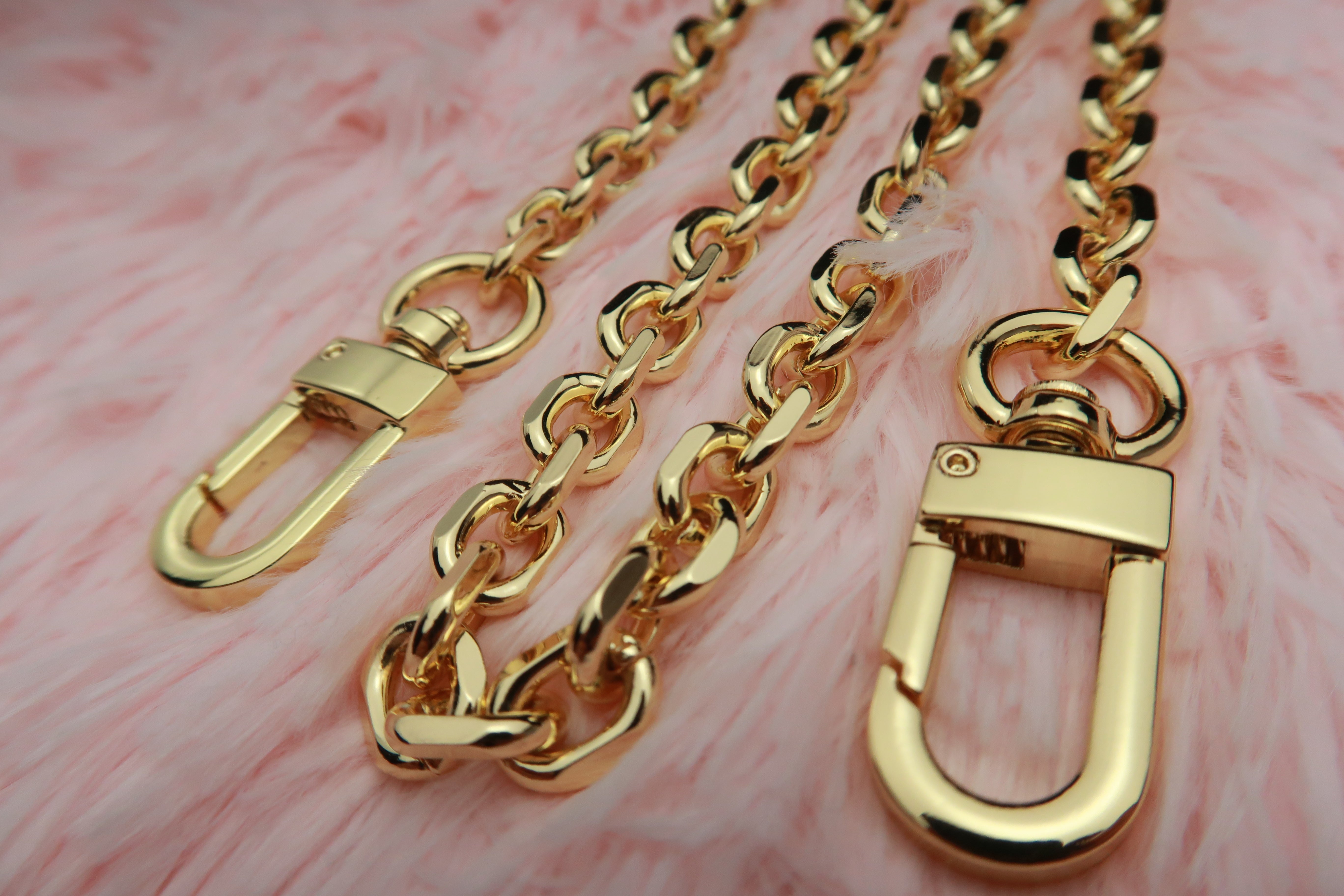 8" / LARGE #1 / Gold